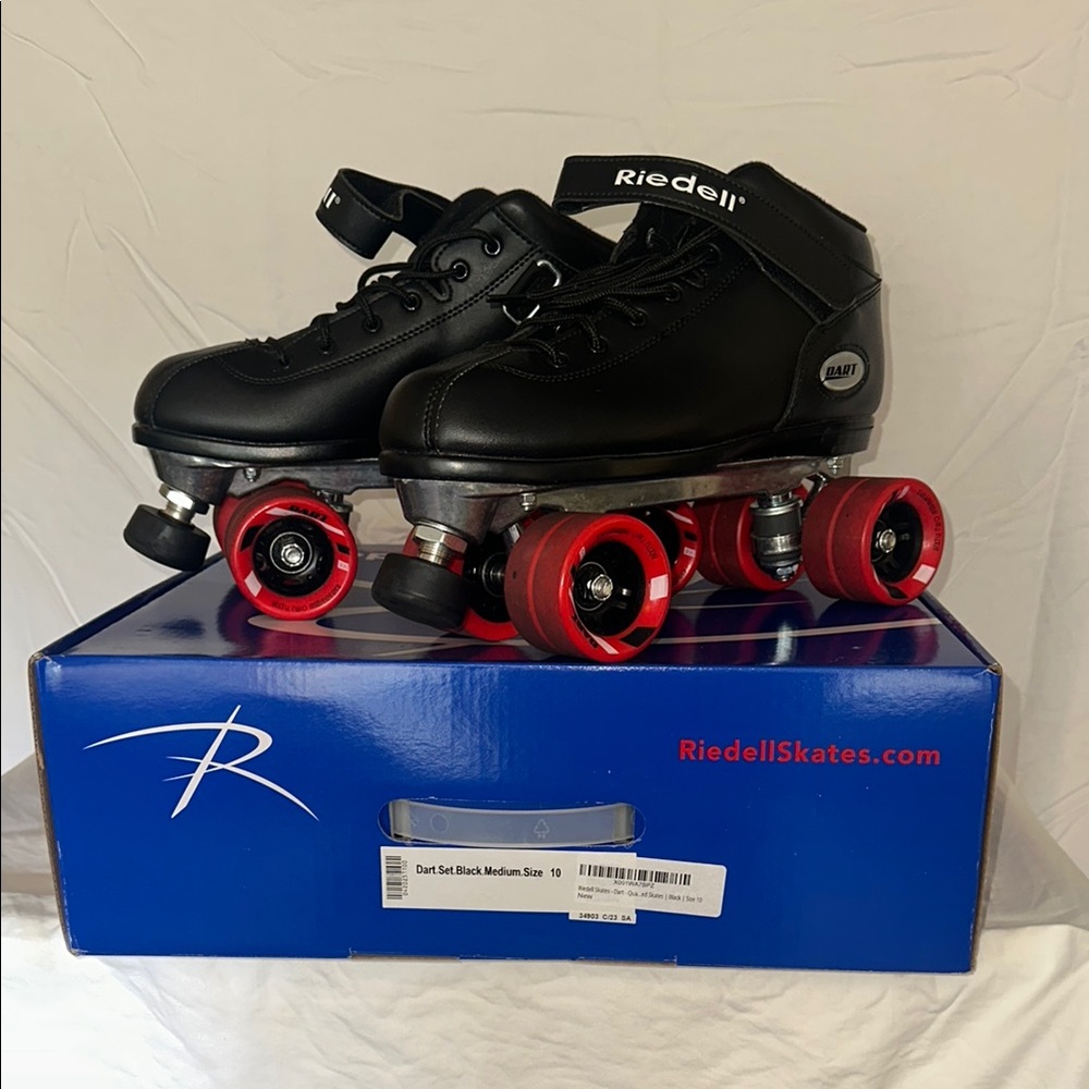 Riedell Dart Black Roller Skates with Red Wheels Size Medium 10 Worn 2xs
